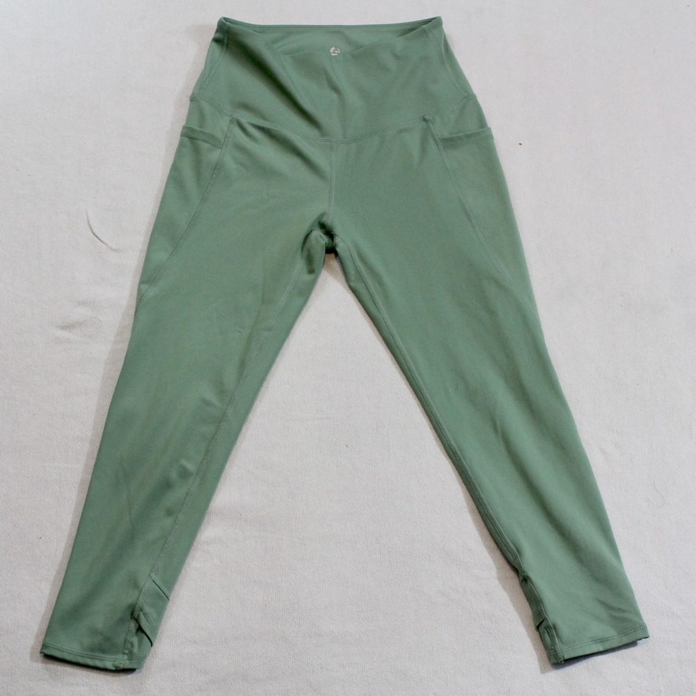 Medium ~ mint green ~ ‘Leg End’ ~